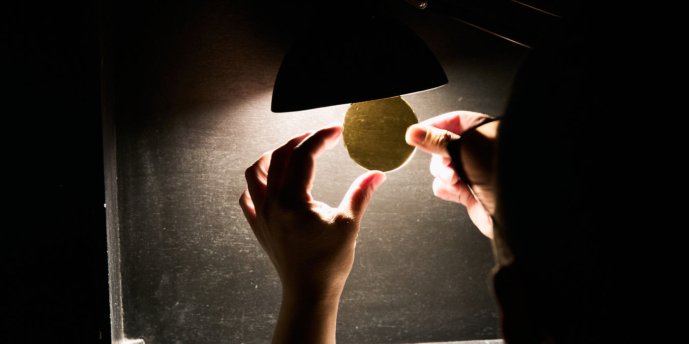 THE ART OF MINERAL GLASS LENSES