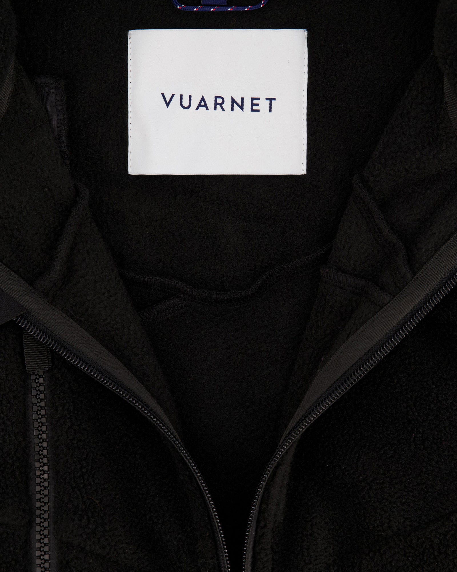 SLEEVELESS POLAR FLEECE